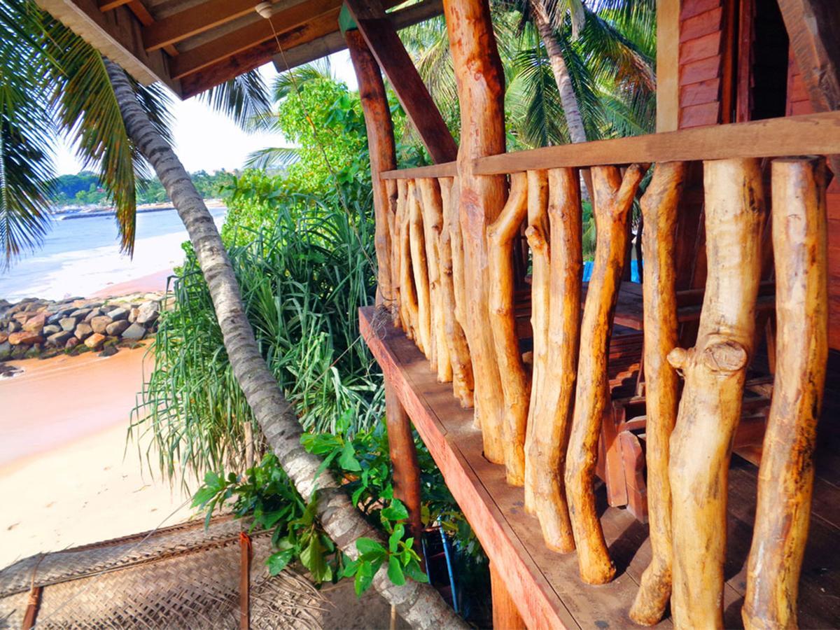 Reggae Zone Beach Resort Tangalle Bagian luar foto