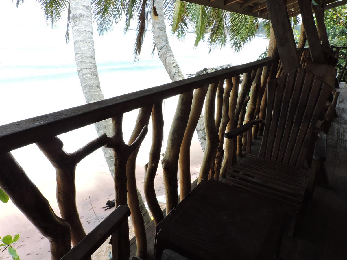 Reggae Zone Beach Resort Tangalle Bagian luar foto